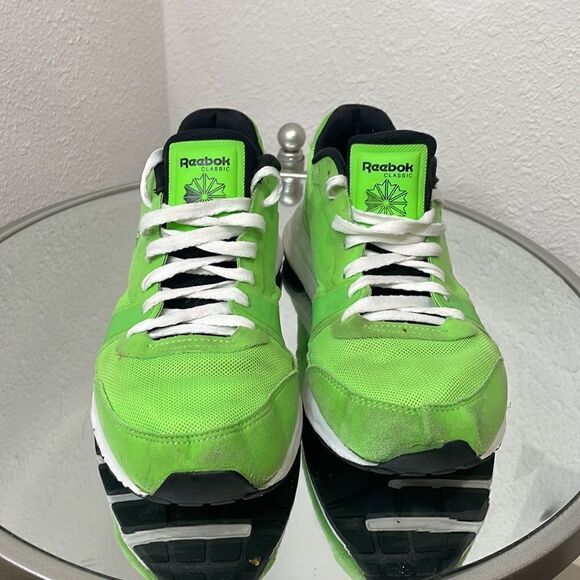 Reebok Women's UL 6000 Classic Shoe, Green - Picture 4 of 10